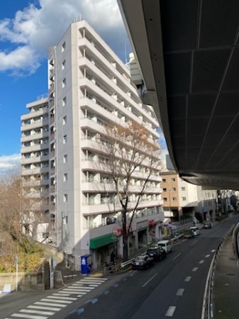 シャトレ明大前マンション
