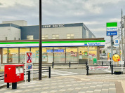 ファミリーマート新河岸駅前店